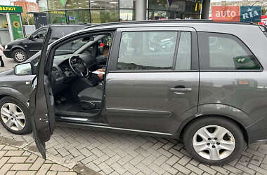 Мінівен Opel Zafira 2012 в 
