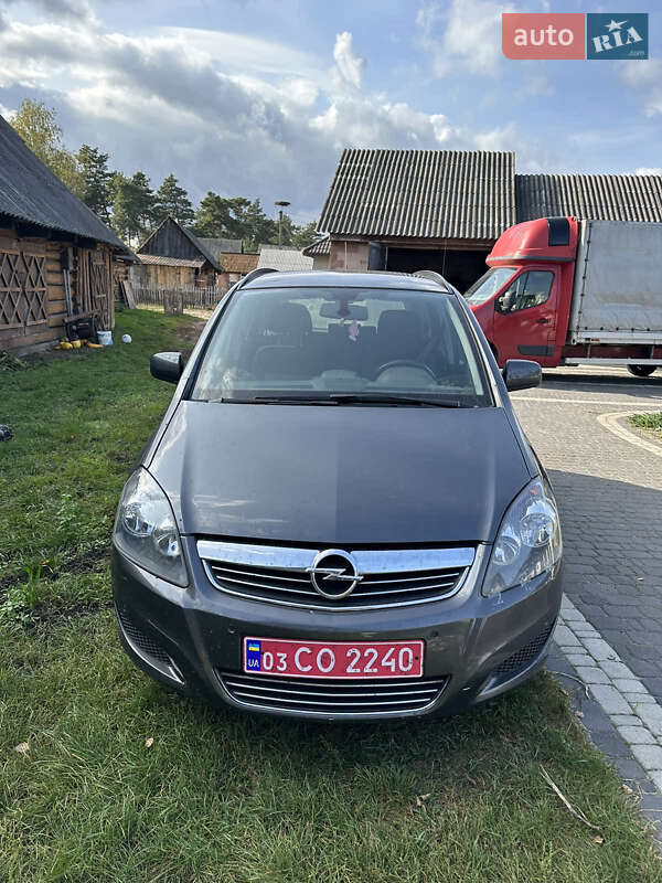 Мінівен Opel Zafira 2012 в Ратному