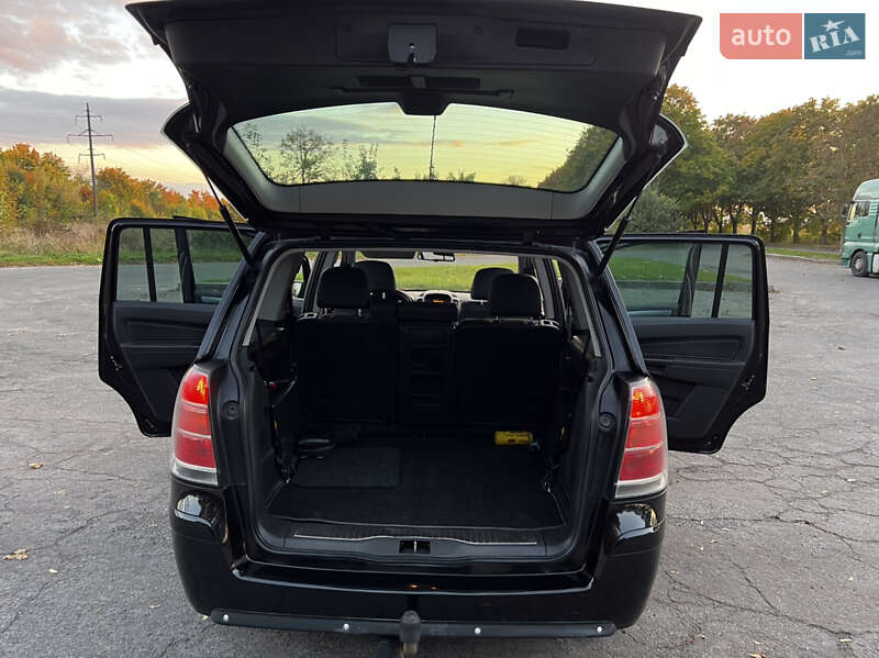 Мінівен Opel Zafira 2006 в Володимирі