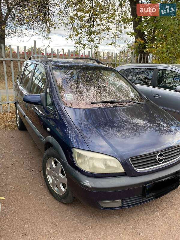 Мінівен Opel Zafira 2001 в Коростені