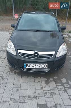 Минивэн Opel Zafira 2008 в 