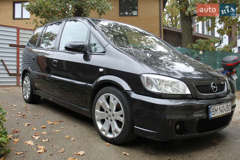 Мінівен Opel Zafira 2002 в Ірпені