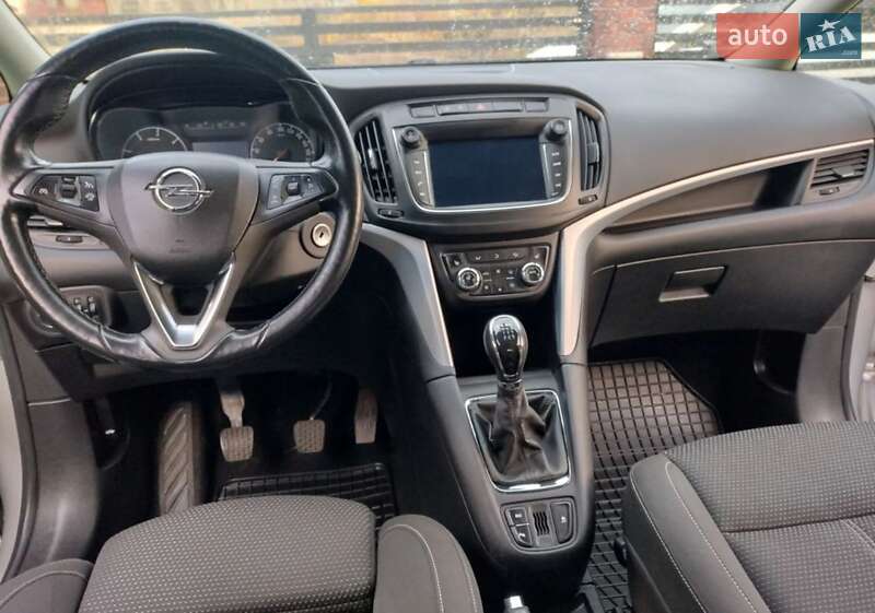 Минивэн Opel Zafira 2016 в Одессе