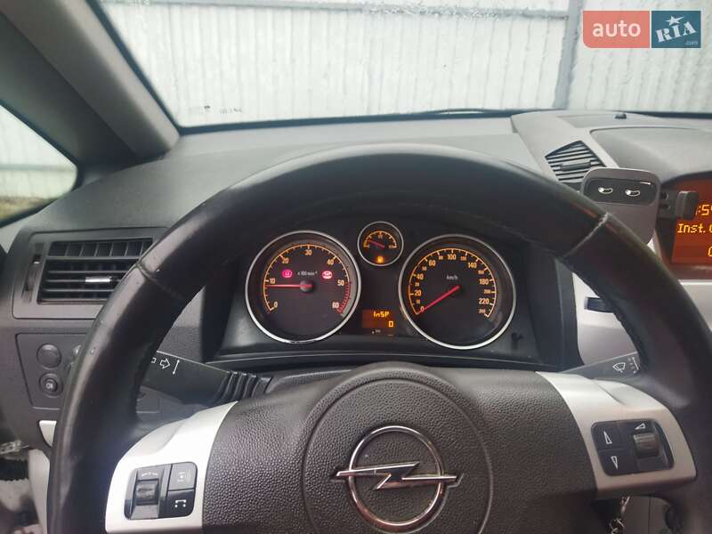 Минивэн Opel Zafira 2009 в Коломые