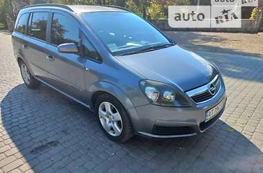 Минивэн Opel Zafira 2006 в Ивано-Франковске