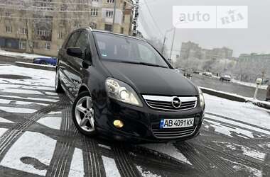 Минивэн Opel Zafira 2011 в Виннице