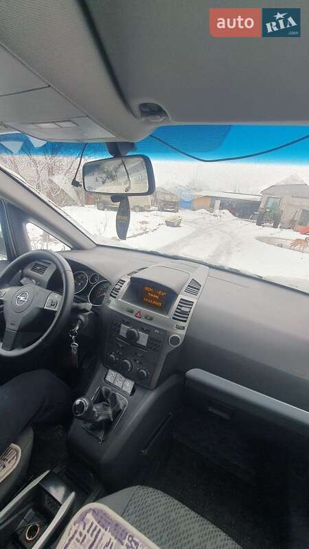 Мінівен Opel Zafira 2007 в Хмельницькому
