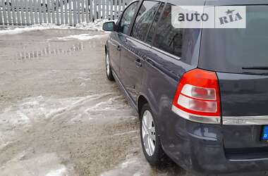 Минивэн Opel Zafira 2010 в Калуше