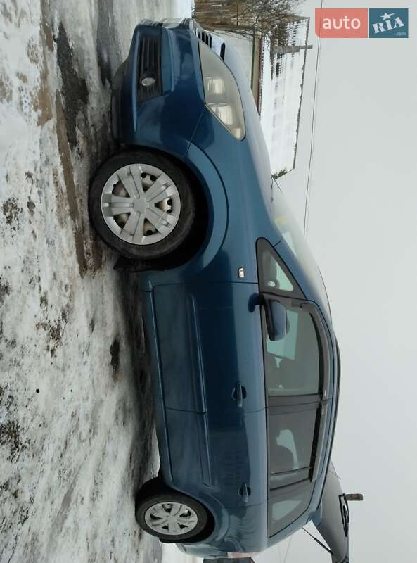 Минивэн Opel Zafira 2007 в Староконстантинове