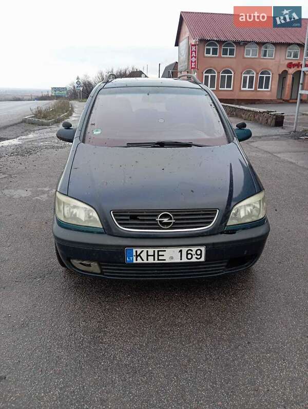 Мінівен Opel Zafira 2002 в Херсоні