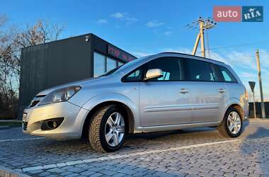 Мінівен Opel Zafira 2013 в Львові