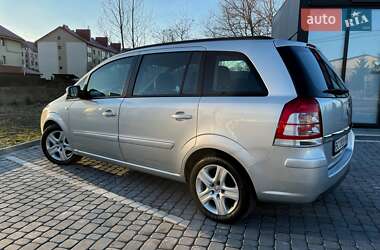Мінівен Opel Zafira 2013 в Львові
