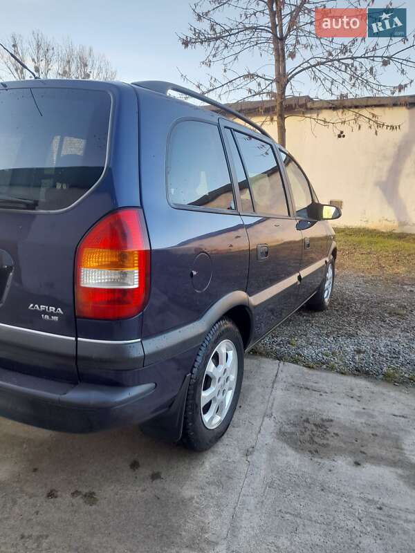 Мінівен Opel Zafira 2000 в Калуші