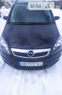 Минивэн Opel Zafira 2007 в Виннице