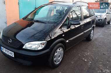 Минивэн Opel Zafira 2002 в Тлумаче