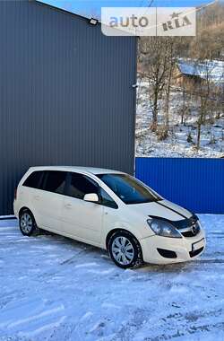 Мінівен Opel Zafira 2013 в Рахові