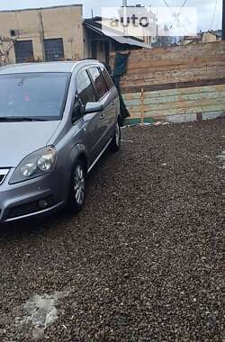 Минивэн Opel Zafira 2007 в Коломые