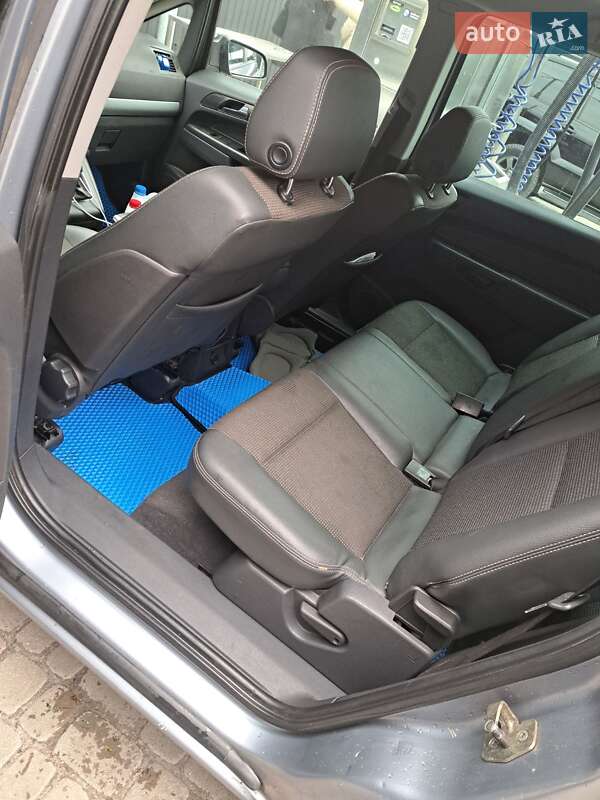Минивэн Opel Zafira 2008 в Львове