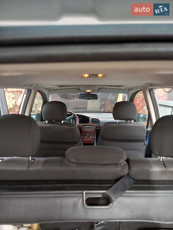 Мінівен Opel Zafira 2001 в Чернівцях фото 9 Мінівен Opel Zafira 2001 в Чернівцях
