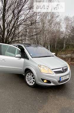 Минивэн Opel Zafira 2009 в Кривом Роге