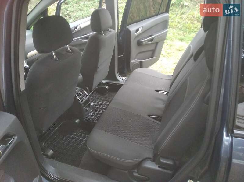 Мінівен Opel Zafira 2008 в Яворові