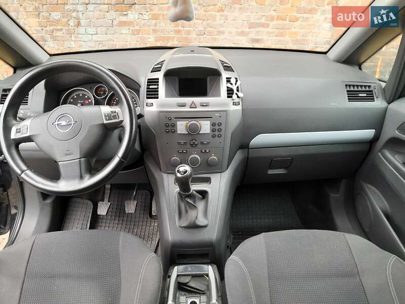 Мінівен Opel Zafira 2005 в Вінниці