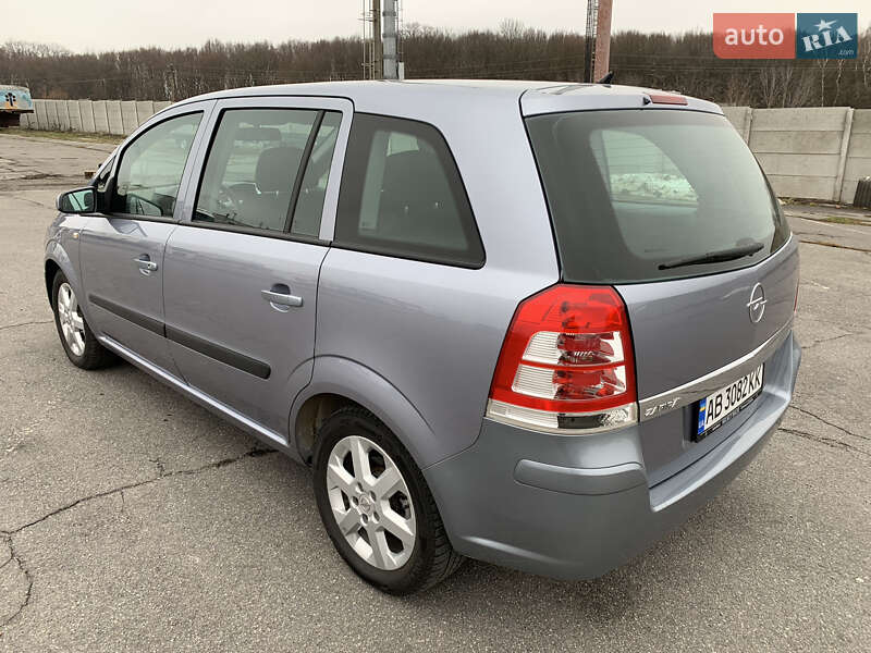 Мінівен Opel Zafira 2009 в Вінниці