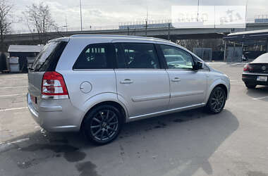 Минивэн Opel Zafira 2009 в Броварах