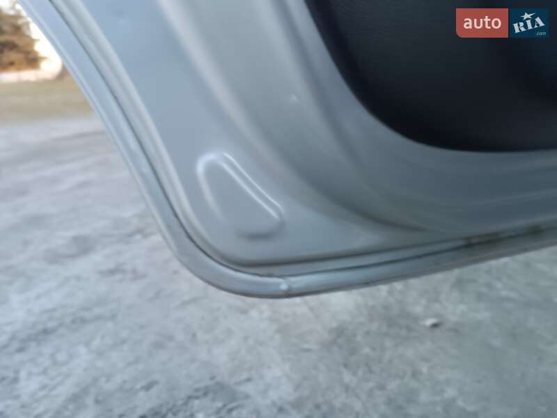 Минивэн Opel Zafira 2006 в Днепре