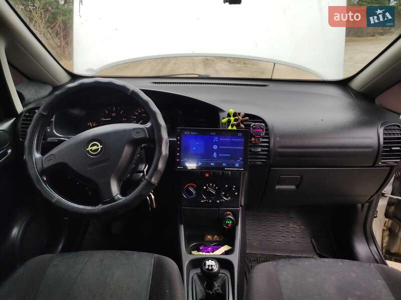 Минивэн Opel Zafira 1999 в Львове