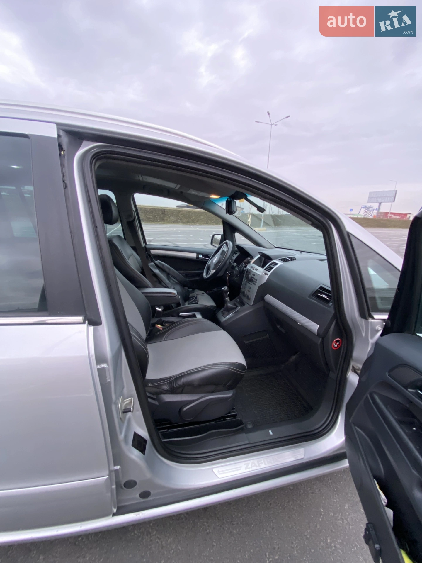 2010 Opel Zafira - мініатюра 10