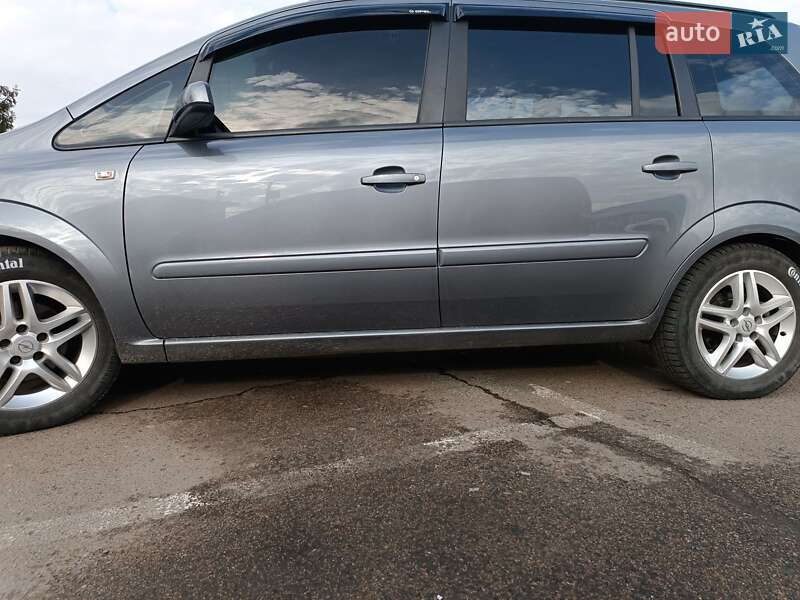 Минивэн Opel Zafira 2007 в Мукачево фото 6 Минивэн Opel Zafira 2007 в Мукачево