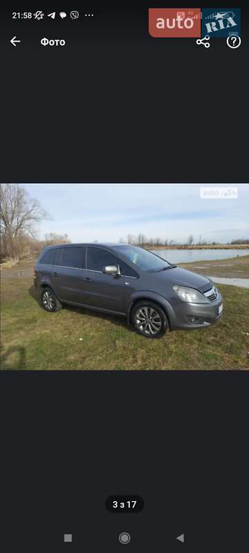 Мінівен Opel Zafira 2010 в Надвірній