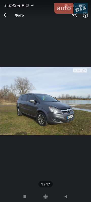 Мінівен Opel Zafira 2010 в Надвірній