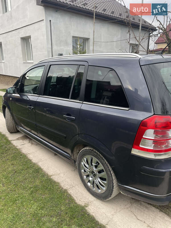 Мінівен Opel Zafira 2008 в Львові