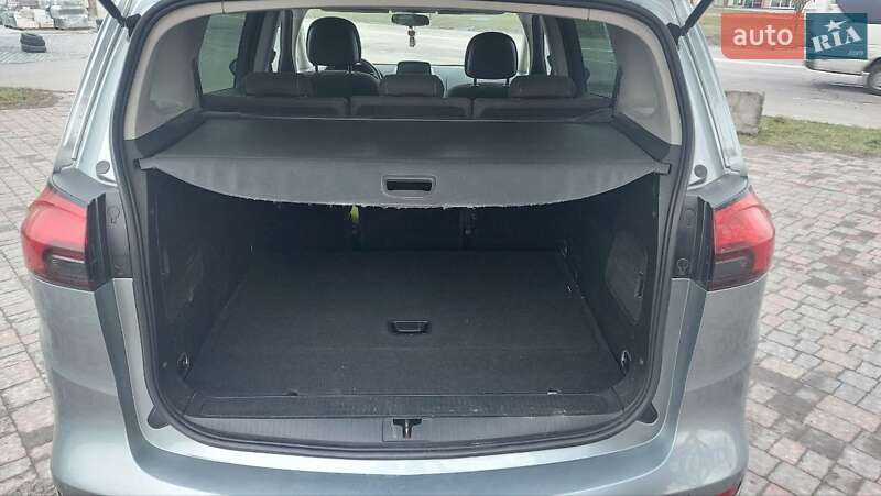 Микровэн Opel Zafira 2015 в Белой Церкви