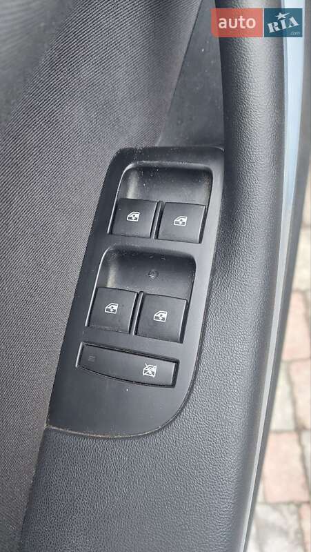 Микровэн Opel Zafira 2015 в Белой Церкви