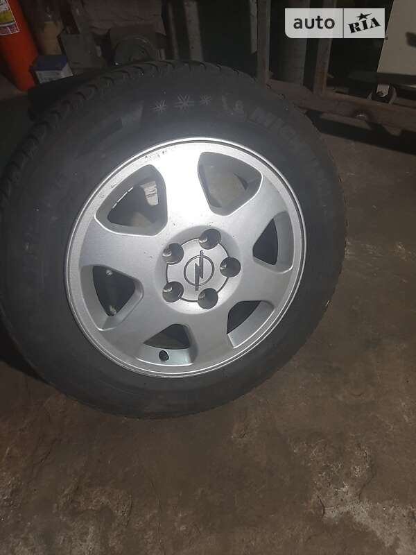Минивэн Opel Zafira 2002 в Луцке