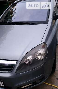 Мінівен Opel Zafira 2007 в Львові