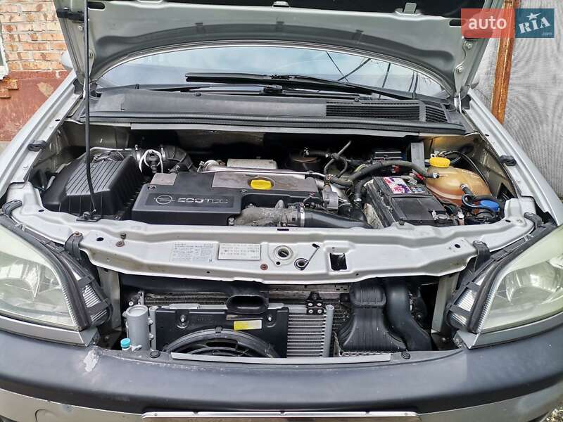 Мінівен Opel Zafira 2003 в Запоріжжі