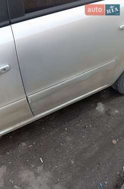 Минивэн Opel Zafira 2007 в 