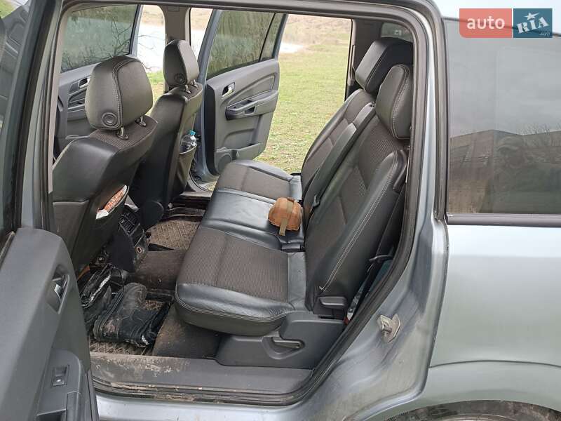 Мінівен Opel Zafira 2005 в Снігурівці
