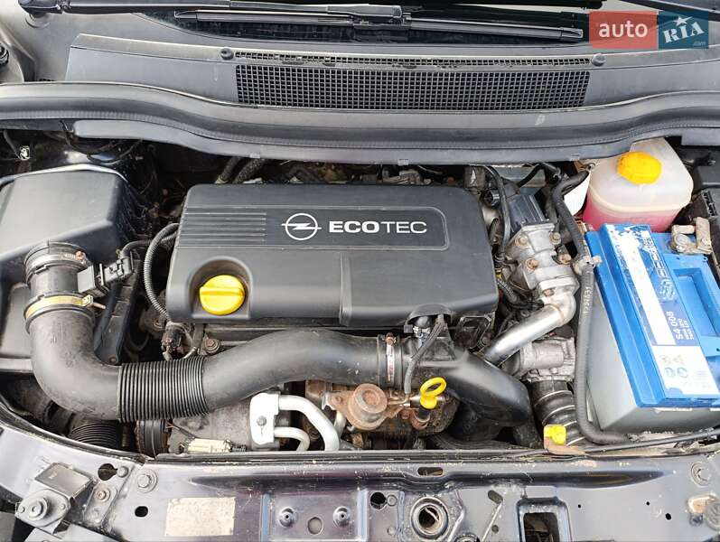 Мінівен Opel Zafira 2010 в Івано-Франківську