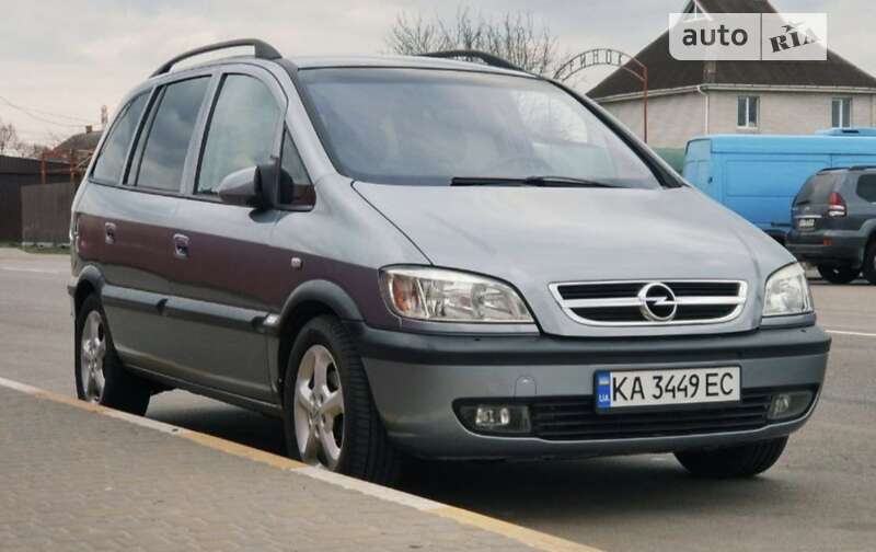Минивэн Opel Zafira 2004 в Борисполе