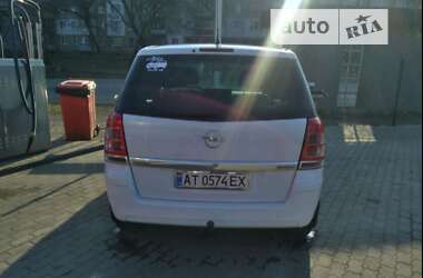 Минивэн Opel Zafira 2009 в Броварах