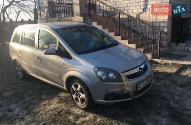 Минивэн Opel Zafira 2007 в 