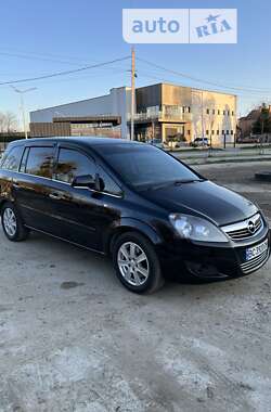 Минивэн Opel Zafira 2011 в Львове