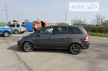 Минивэн Opel Zafira 2010 в Ужгороде