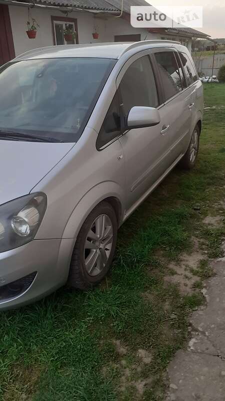 Мінівен Opel Zafira 2010 в Криничках