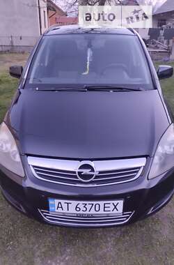 Мінівен Opel Zafira 2010 в Надвірній